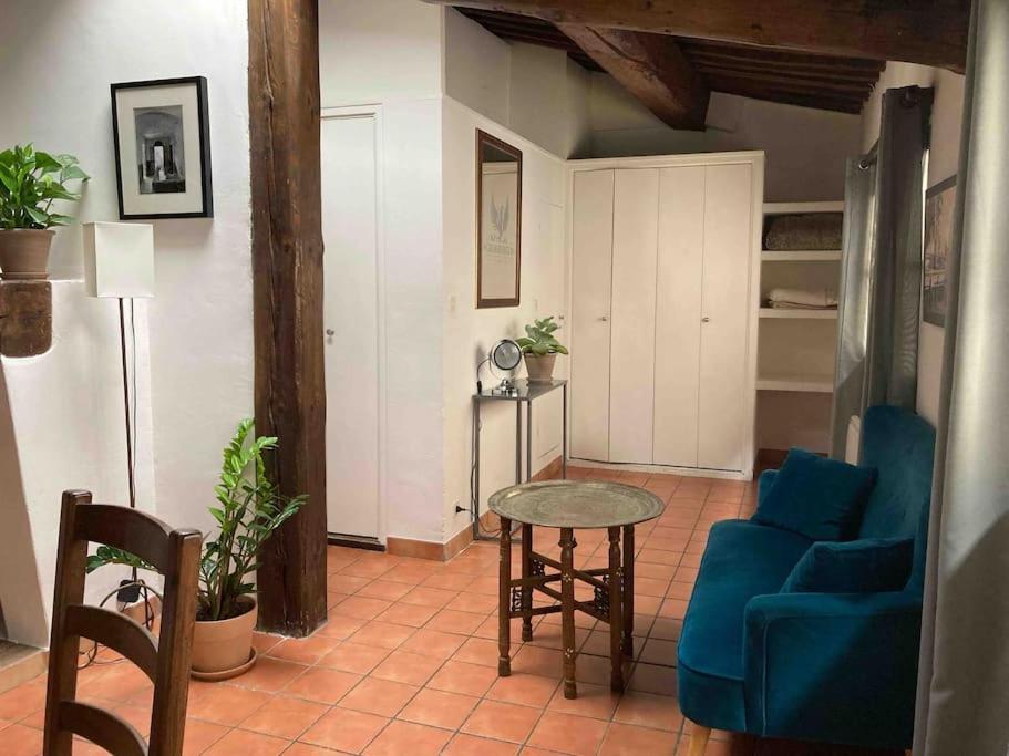 Appartement Avec Deux Chambres Centre Ville Aixois Aix-en-Provence Exterior photo